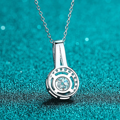 NeeTim 1ct 2ct 5ct Moissanite Necklace for Women Sterling Silver 925 with White Gold Plated Lab Diamond Sparkling Pendant