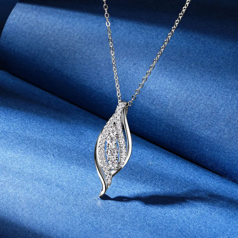 925 Sterling Silver Women Engagement Necklace D VVS 1 0.56CT Full Round Moissanite Fashion Curve Sexy Pendant Necklace Jewelry