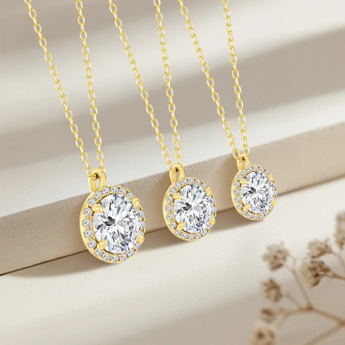 Sparkling Halo Diamond 14K Gold  Pendant