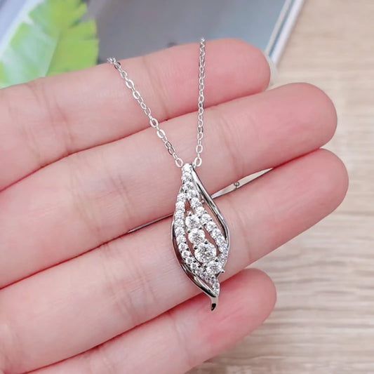 925 Sterling Silver Women Engagement Necklace D VVS 1 0.56CT Full Round Moissanite Fashion Curve Sexy Pendant Necklace Jewelry